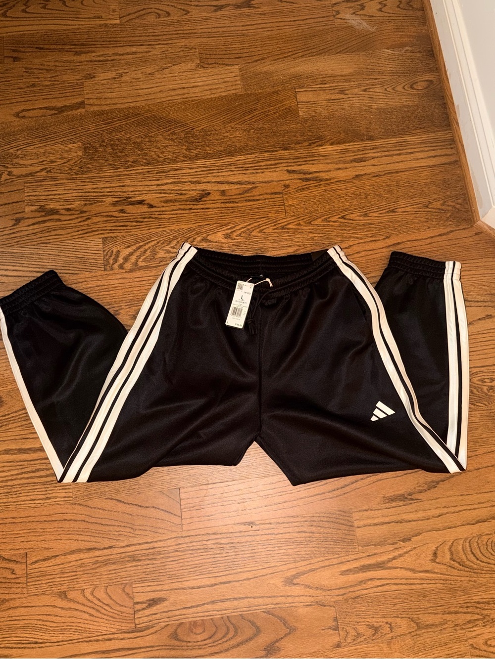 NWT ADIDAS Men’s Stadium Jogger - Picture 9 of 9
